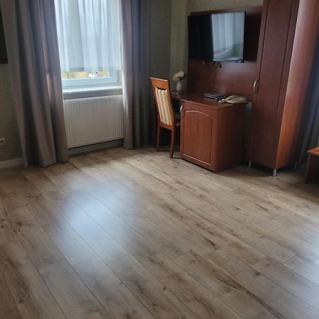 Hotel Arkadia Konskie ภายนอก รูปภาพ