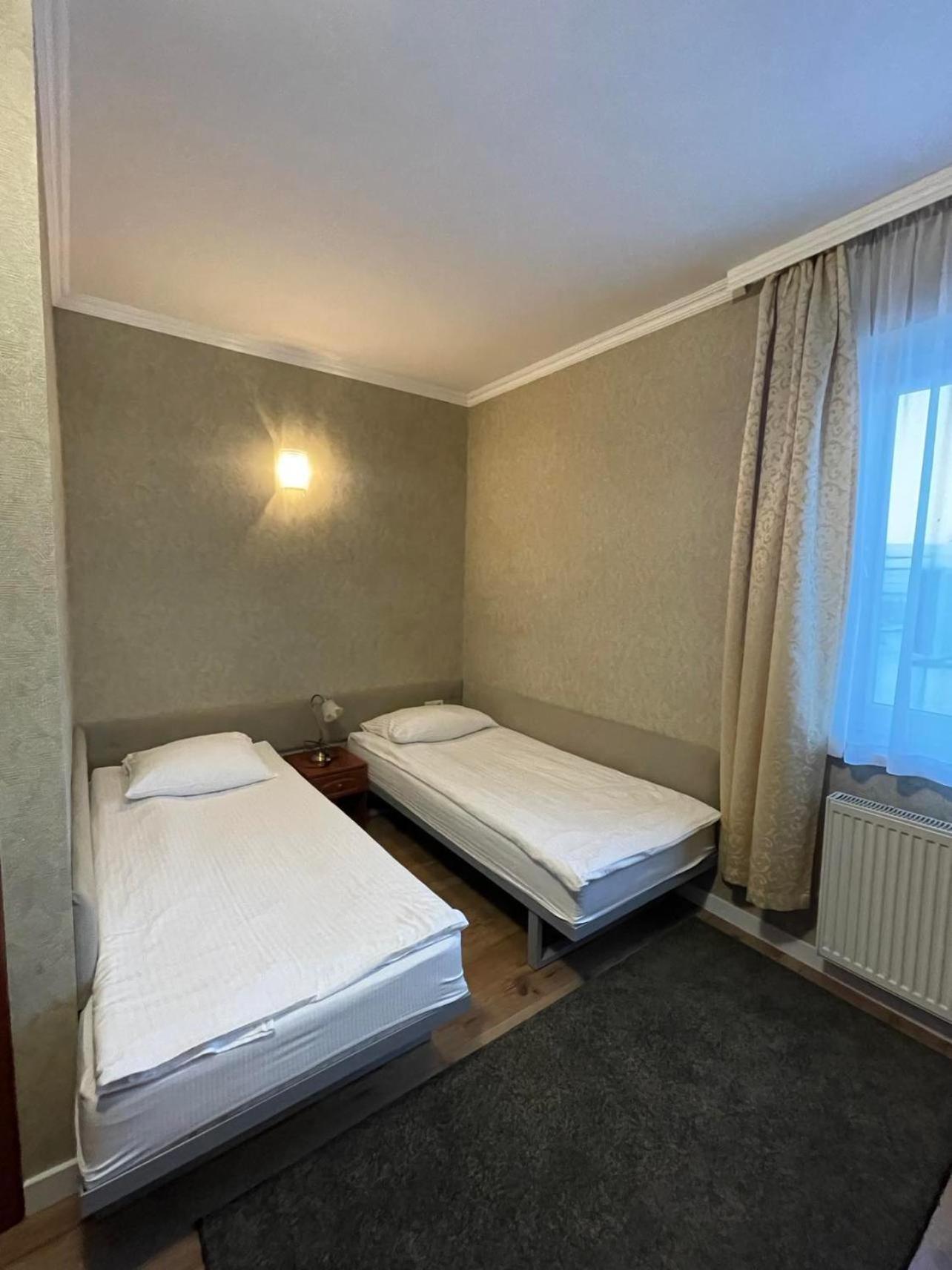 Hotel Arkadia Konskie ภายนอก รูปภาพ
