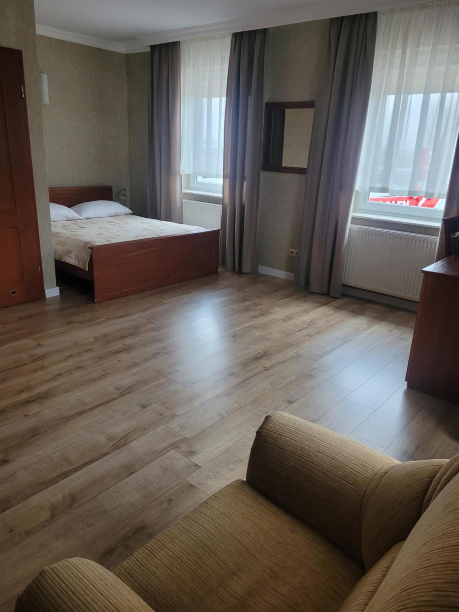 Hotel Arkadia Konskie ภายนอก รูปภาพ